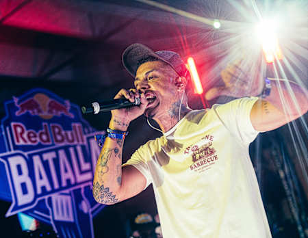 AdonysX battling at Red Bull Batalla 2024 National Final