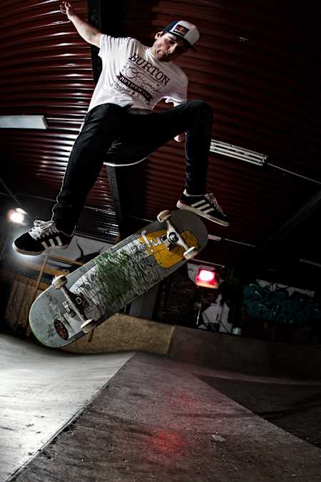 Kickflip.