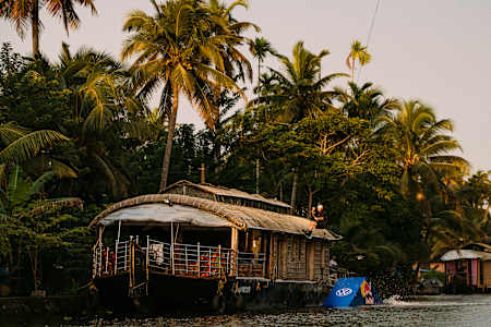 Dominik Hernler wakeboarding in Kerala