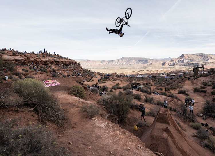 Cam Zink 360 Drop Video Red Bull Rampage 2014 MTB Event