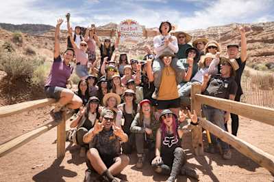 Athletes and their diggers pose for a group photo at Red Bull Formation 2022.