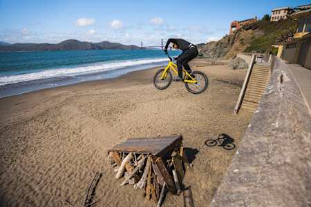 Danny MacAskill, China Beach, San Francisco
