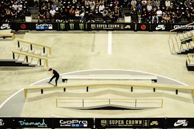Lacey Baker - Bs Grind 180 Out