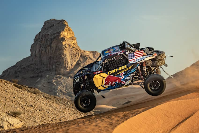 Side-by-side machines at the 2023 Dakar Rally