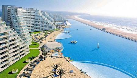 San Alfonso del Mar is the world's largest swimming pool