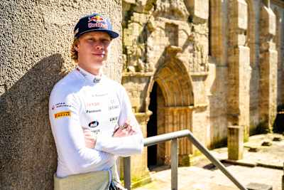 Kalle Rovanperä (FIN) vom Team TOYOTA GAZOO RACING WRT ist während der Rallye-Weltmeisterschaft in Portugal in Porto, Portugal am 9. Mai 2024 zu sehen Foto Information 