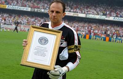 Rogério Ceni to bramkarz z największym dorobkiem strzelonych bramek