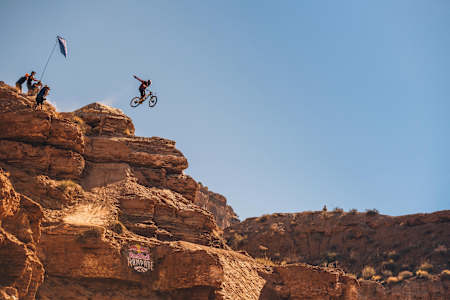 Τα ποδήλατα freeride εξελίχθηκαν μέσα από αγώνες σαν το Red Bull Rampage