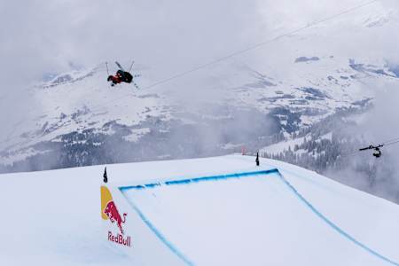 Hunter Henderson performs at the Laax Open in Laax, Switzerland 2023