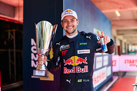 Der brasilianische Stock Car-Champion Felipe Fraga holt das Podium bei seinem DTM-Debüt in Portugal. 