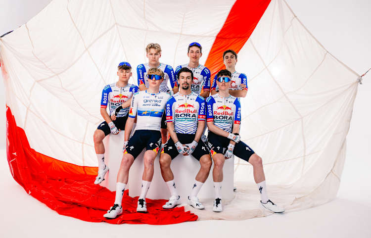 Red Bull BORA トライアスロンウェアM BORA hansgrohe トライアスロンウェア Mサイズ当日発送 ぶ*る様 BORA