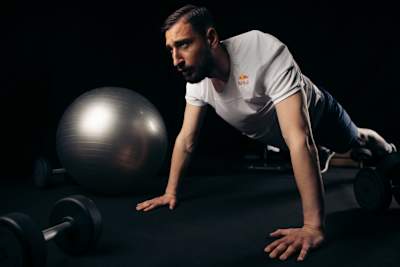 Gianluigi Donnarumma training