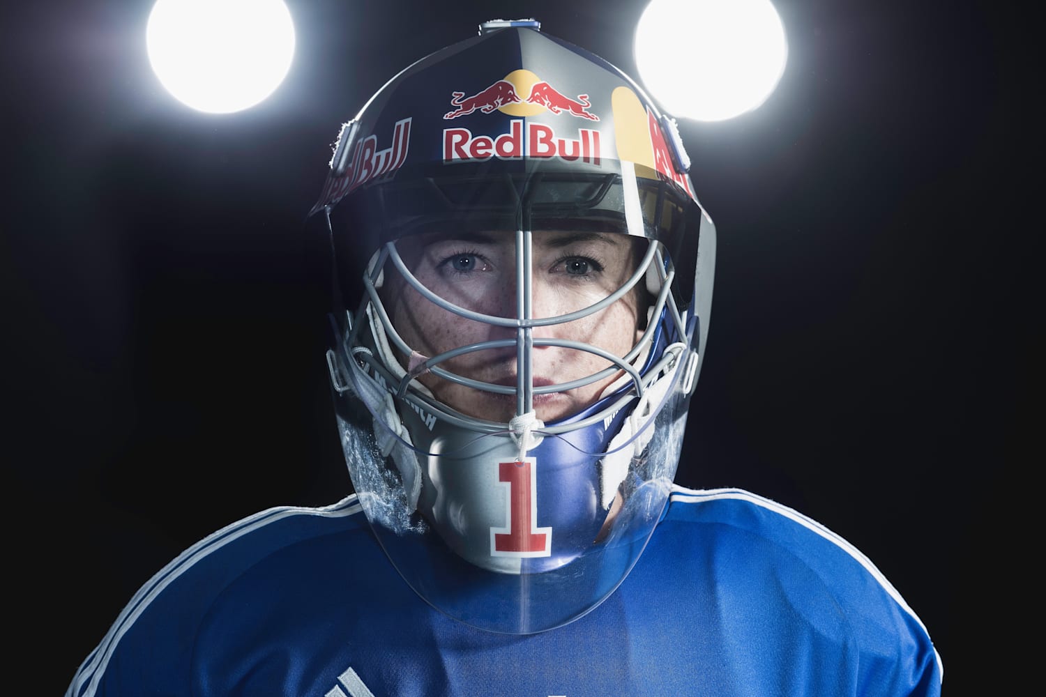 Maddie Hinch: Career of a female pro hockey goalkeeper