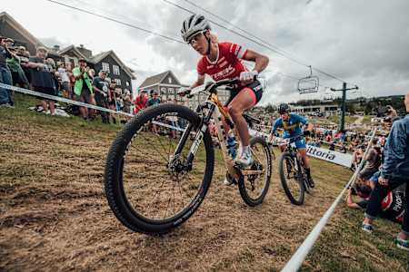 Jolanda Neff races at the 2021 UCI MTB World Cup stop in Snowshoe