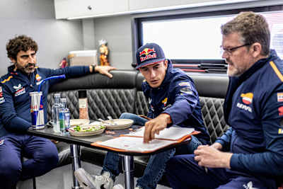 Márquez az alapcsapatára támaszkodik a visszajelzések tekintetében