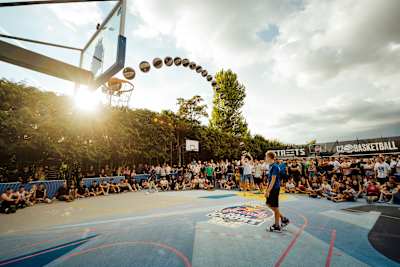 The Streets 3 point challenge battle at Red Bull Half Court National Finals