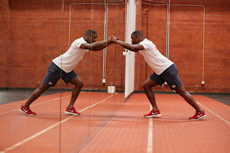 Elijah Hall trains in Los Angeles, CA