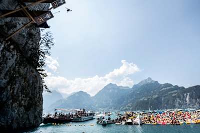 Gary Hunt jumps from the 27m platform in Sisikon, Switzerland