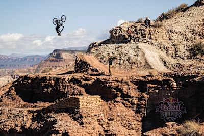  Szymon Godziek podczas zawodów Red Bull Rampage w Virgin w stanie Utah w USA, 13 października 2025 r. 