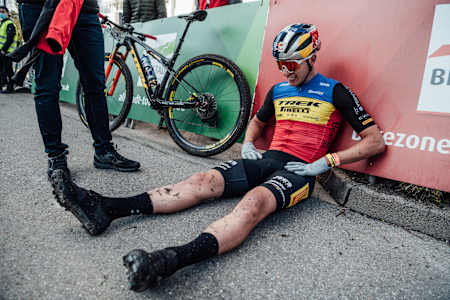 Vlad Dascalu in zijn cross-country MTB outfit