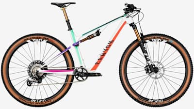 Canyon Lux Trail CF 9 Emily Batty