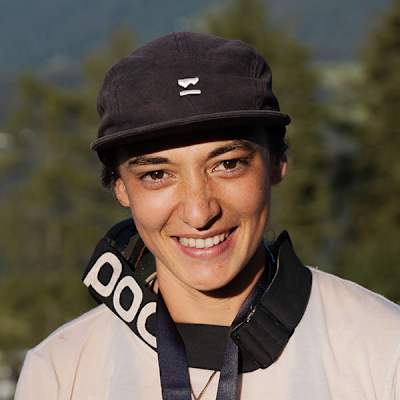 Portrait photo of mountain biker Robin Goomes.