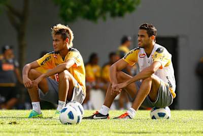 Neymar Jr. e Alan Kardec