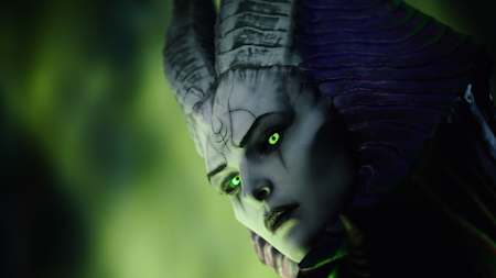 Screenshot aus Marvel's Midnight Suns zeigt Oberbösewicht Lilith