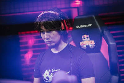 Daigo 'The Beast' Umehara competing at Red Bull Kumite 2017.