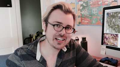 Le développeur indépendant canadien Andrew Shouldice a développé le jeu vidéo Tunic.