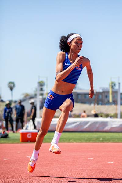 Vashtin Cunningham trains in Chula Vista, California