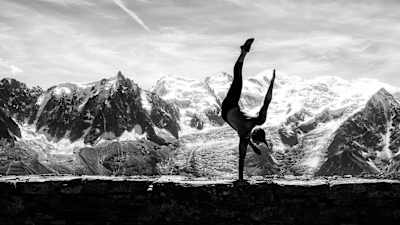 Agathe Petrini dancing in front of Mont Blanc.