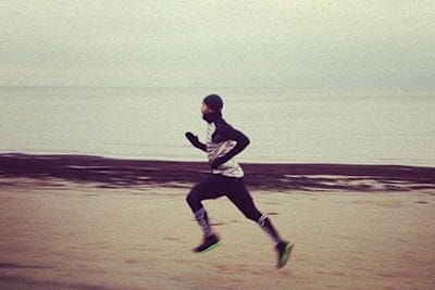 Алишер Якупов на пробежке