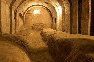 紀元前7世紀〜8世紀頃に建造されたと推定されるデリンクユの地下都市