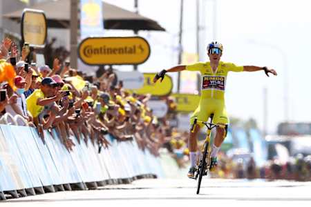 Wout Van Aert celebrates winning stage 4 at the  109th Tour de France 2022 on July 05, 2022 in Calais, France.