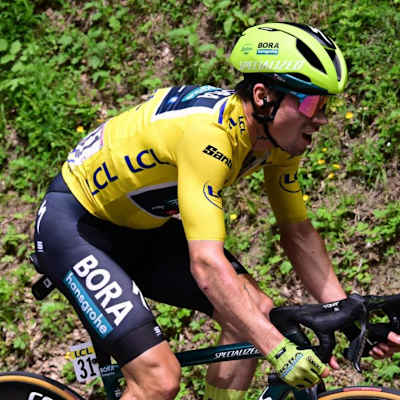 Le cycliste Primož Roglič à déjà été porteur du maillot jaune lors du Tour de France