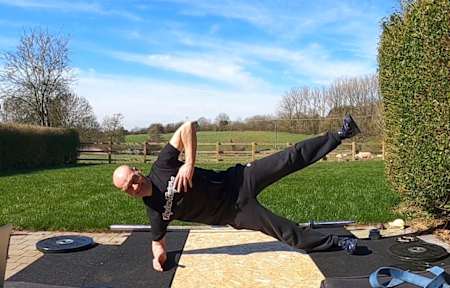 How to side plank leg raise bodyweight exercise