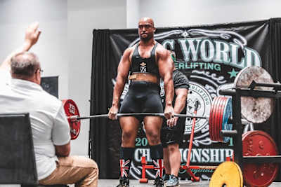 Julian's winning 315kg deadlift at the 2019 Powerlifting World  Champs