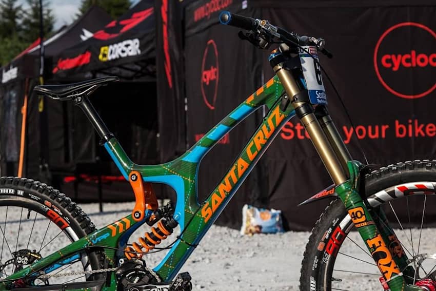 Santa Cruz Custom paint jobs