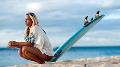 La surfeuse Lisa Andersen a changé la face du surf féminin. Elle a été désignée comme l'une des 100 "plus grandes sportives du siècle" par Sports Illustrated.