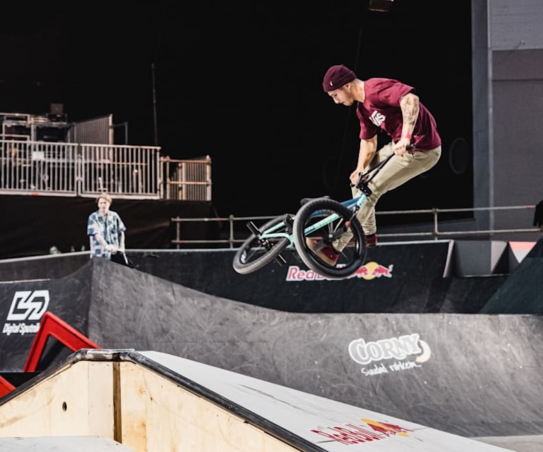 Bmx Bisikletle Maceraya Dair Tum Merak Edilenler