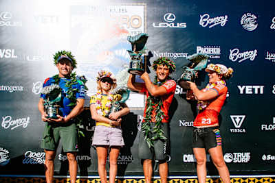2025 Lexus Pipe Pro champions on stage at the presentation