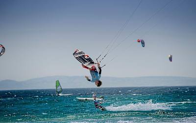 Youri Zoon performing during the Tarifa Masters of Kiteboard.