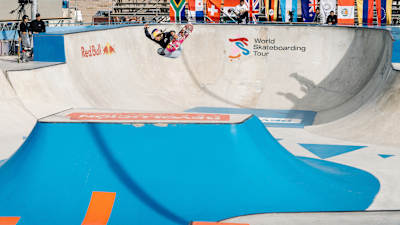 Sky Brown bei der World Skateboarding Tour in Argentinien. 