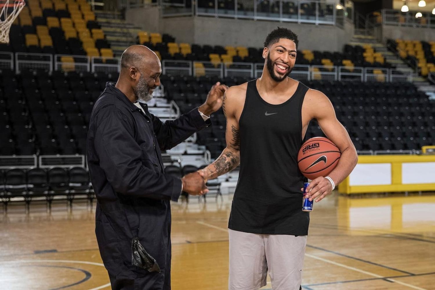 Karl Malone Pranks Nba Star Anthony Davis Red Bull