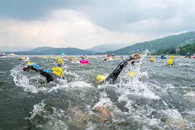 Better sharpen those elbows...