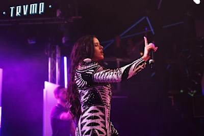 Rosalía actuó con C Tangana durante dos noches consecutivas en la sala madrileña Trvmp (Ochoymedio), el 12 y 13 de noviembre de 2016.