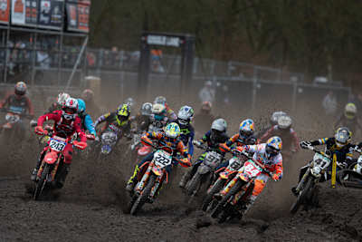 Jeffrey Herlings durante el Campeonato del Mundo de Motocross FIM MXGP en Valkenswaard, Países Bajos, el 8 de marzo de 2020.