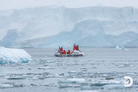 The Impossible Row in Antartica