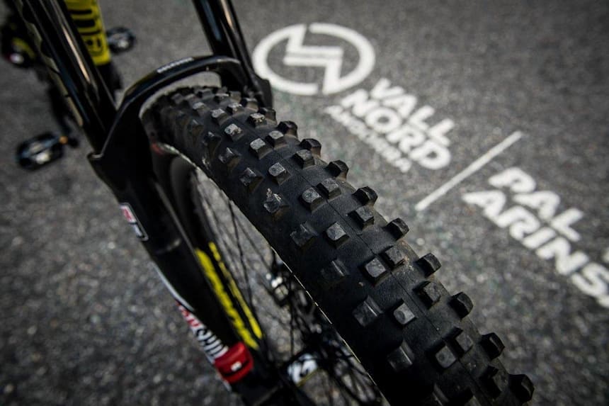 winter mountain bike tires